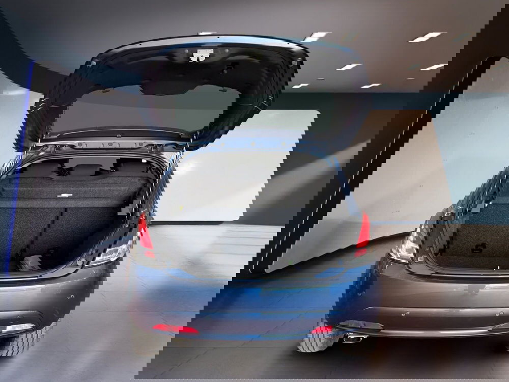 Lancia Ypsilon usata a Torino (7)