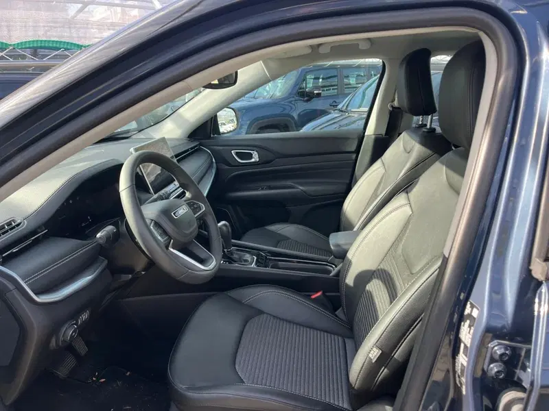 Jeep Compass usata a Milano (11)