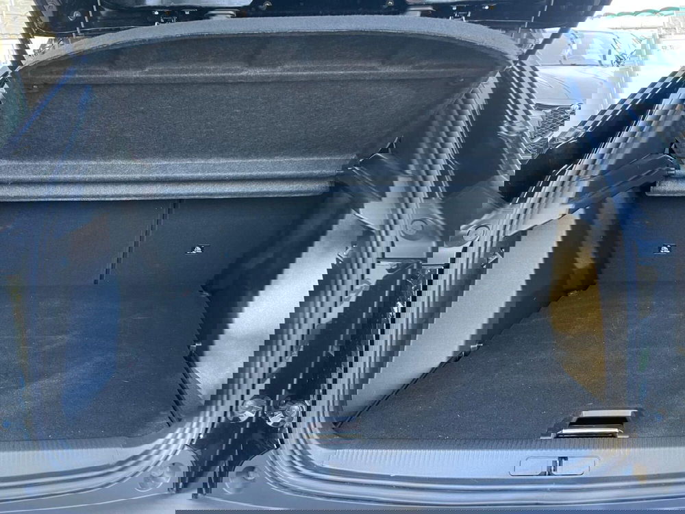 Peugeot 2008 usata a Milano (10)