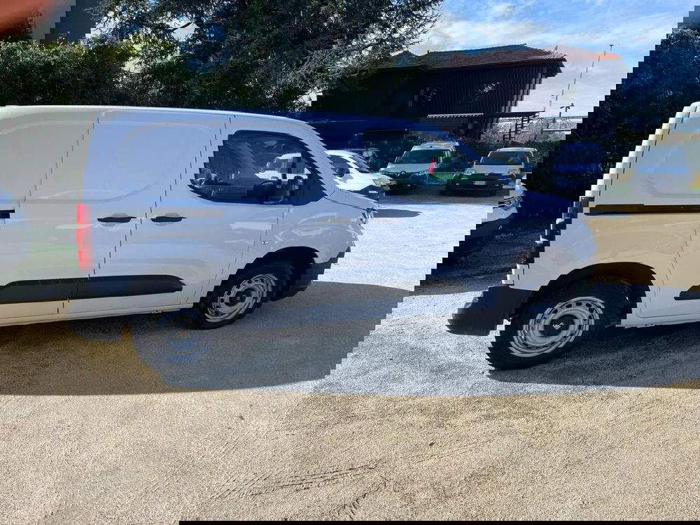 Fiat Doblò Furgone usata a Milano (5)