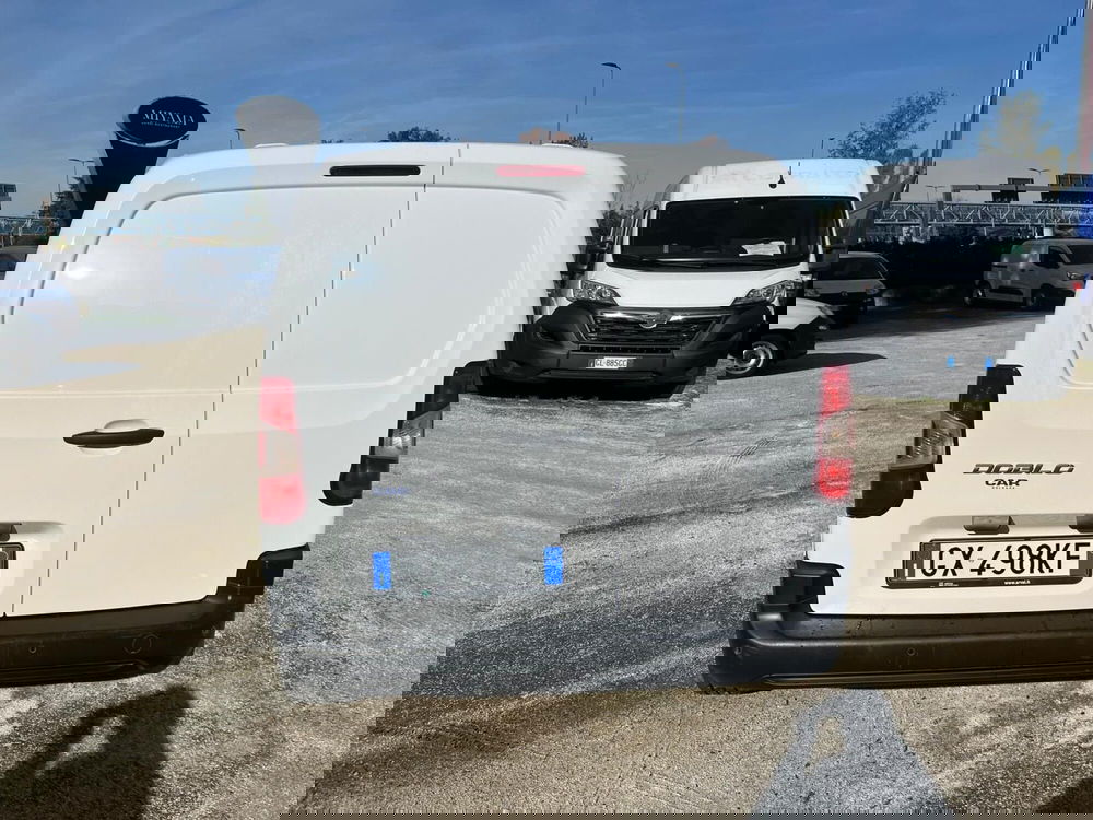 Fiat Doblò Furgone usata a Milano (9)