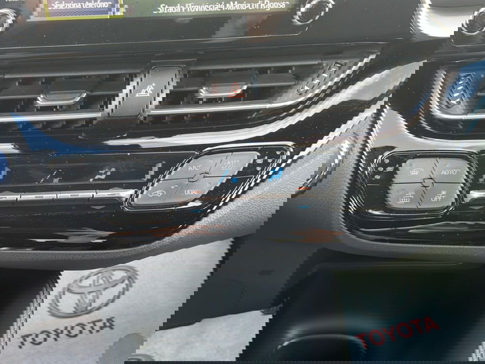Toyota Toyota C-HR usata a Ragusa (15)