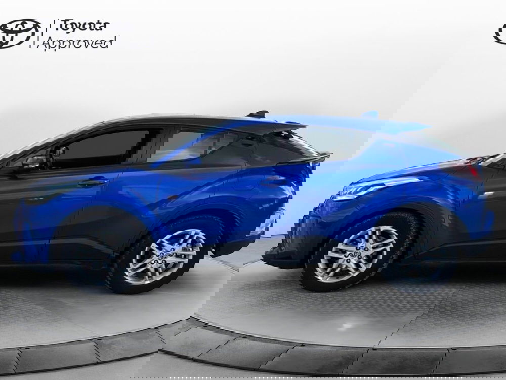 Toyota Toyota C-HR usata a Ragusa (3)