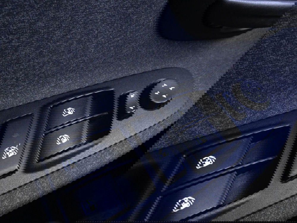 Lancia Ypsilon usata a Treviso (18)