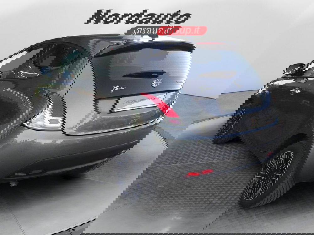 Lancia Ypsilon usata a Treviso (5)