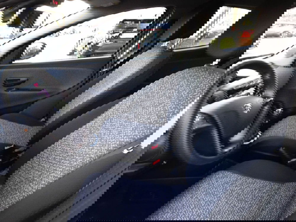 Lancia Ypsilon usata a Treviso (9)