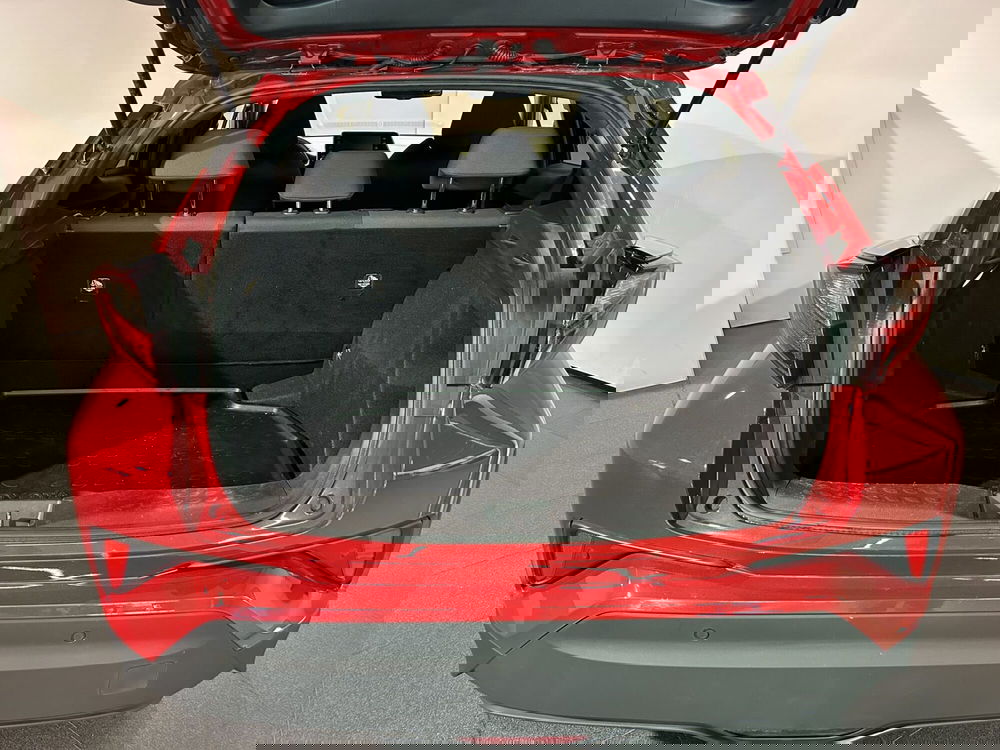 Toyota Toyota C-HR usata a Milano (11)