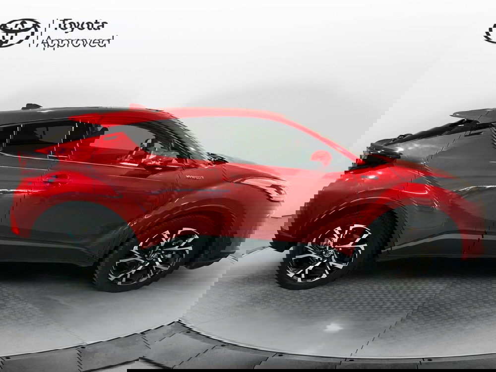 Toyota Toyota C-HR usata a Milano (14)