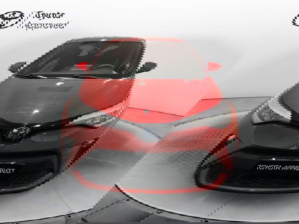 Toyota Toyota C-HR usata a Milano (5)