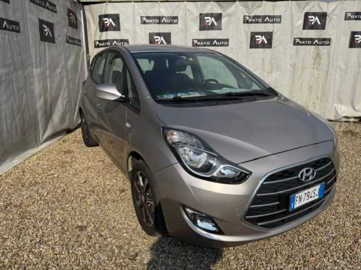 Hyundai ix20 usata a Prato (14)