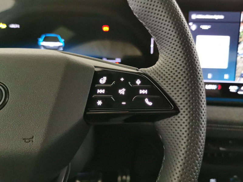 Audi A6 Avant e-Tron usata a Chieti (11)