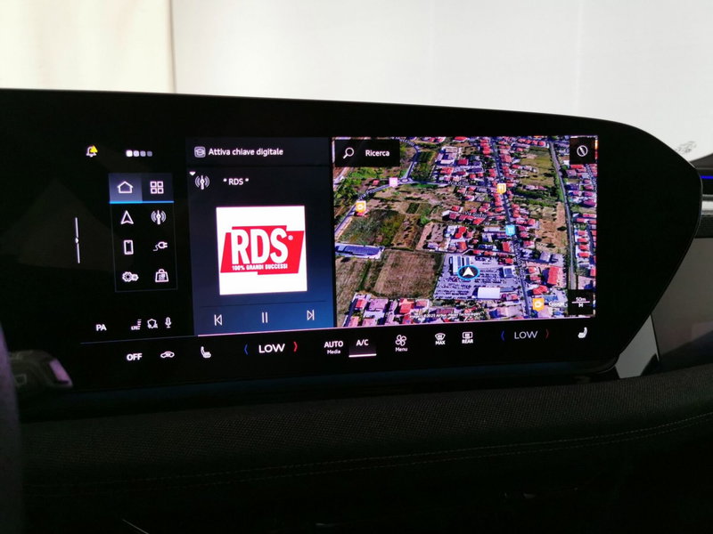 Audi A6 Avant e-Tron usata a Chieti (13)