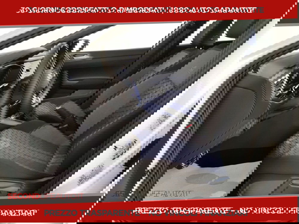 Volkswagen Taigo nuova a Chieti (5)