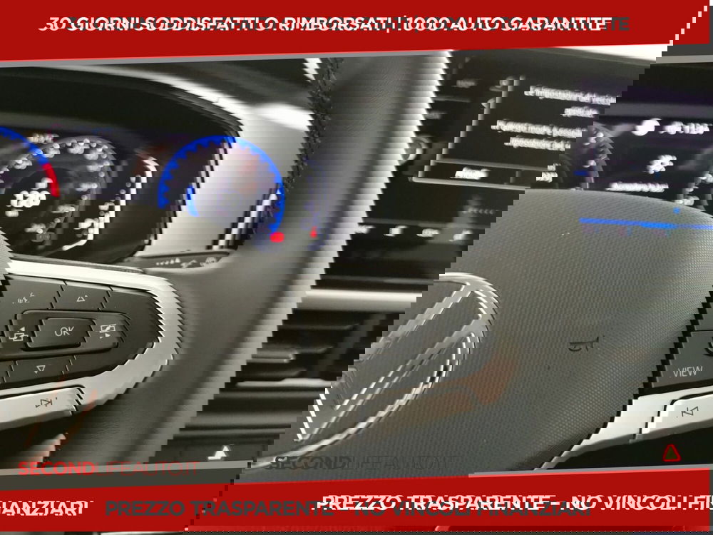 Volkswagen T-Roc nuova a Chieti (11)