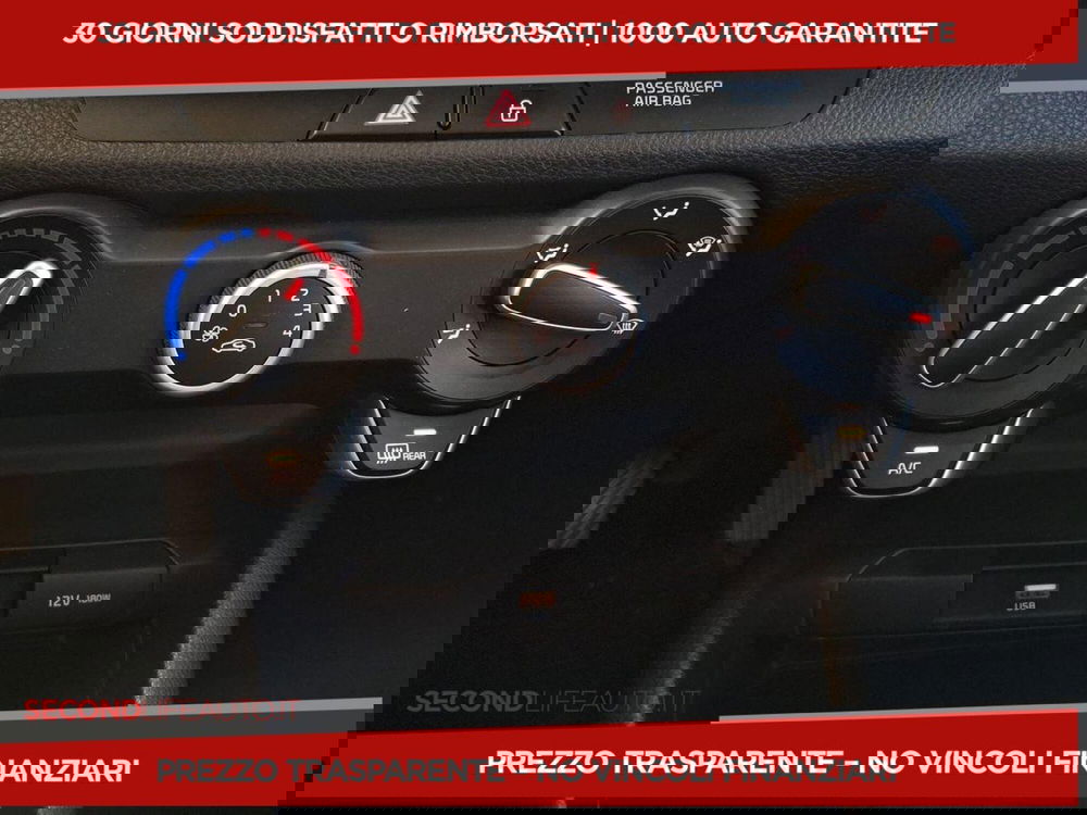 Kia Stonic usata a Roma (15)