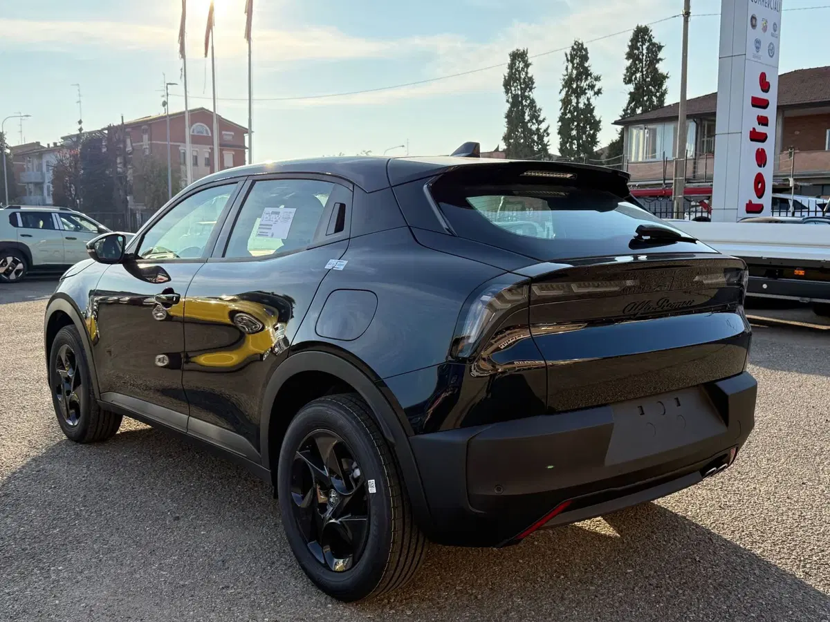 Alfa Romeo Junior nuova a Reggio Emilia (3)