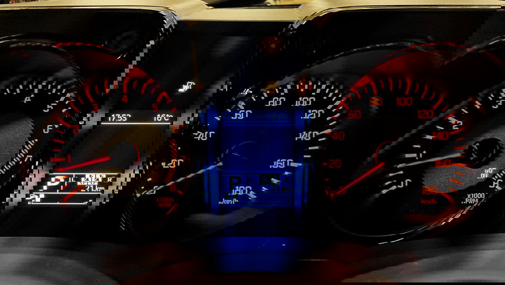 Suzuki Jimny nuova a Pavia (15)