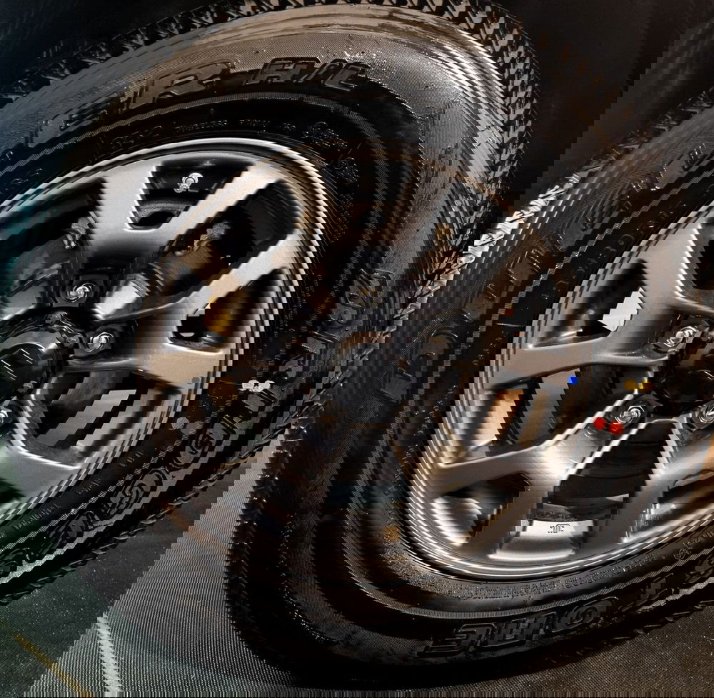 Suzuki Jimny nuova a Pavia (5)