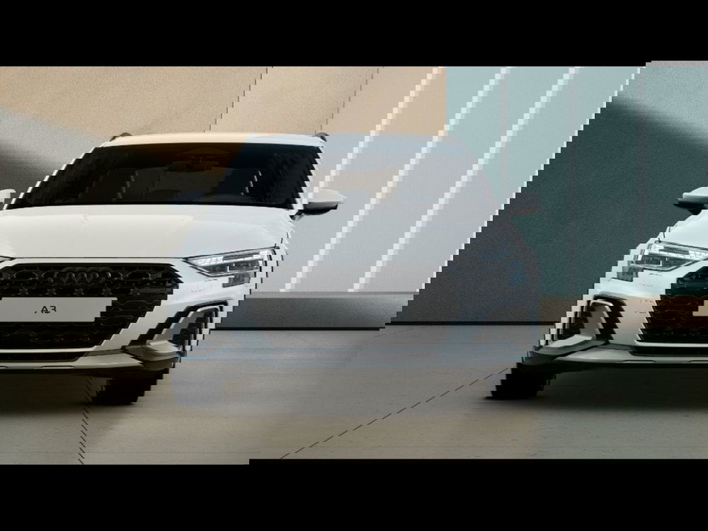 Audi A3 allstreet nuova a Pisa (4)