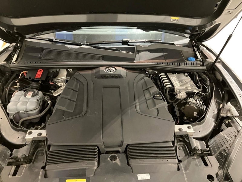 Volkswagen Touareg usata a Bologna (11)