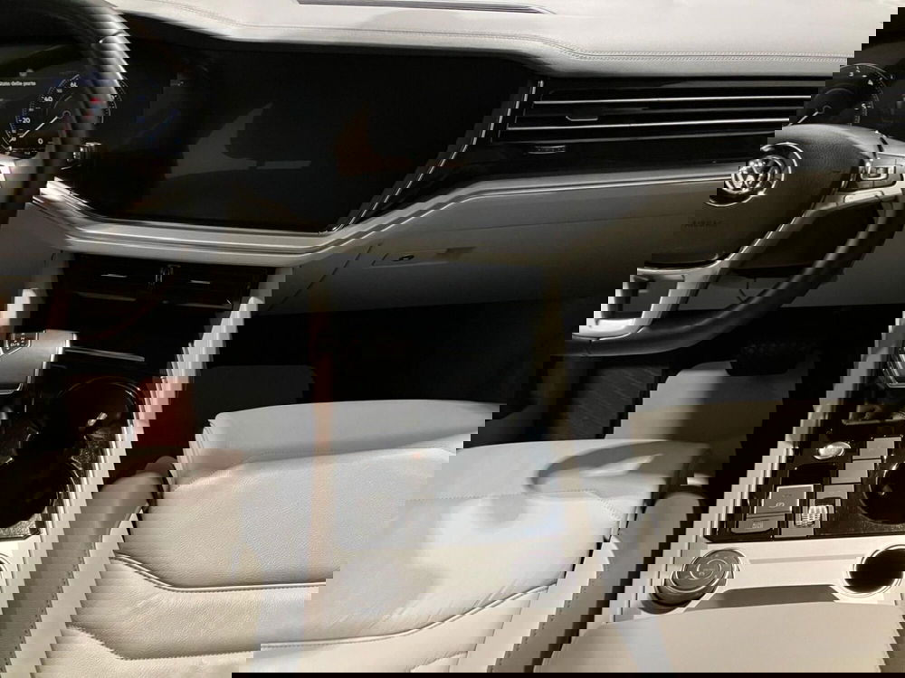 Volkswagen Touareg usata a Bologna (7)