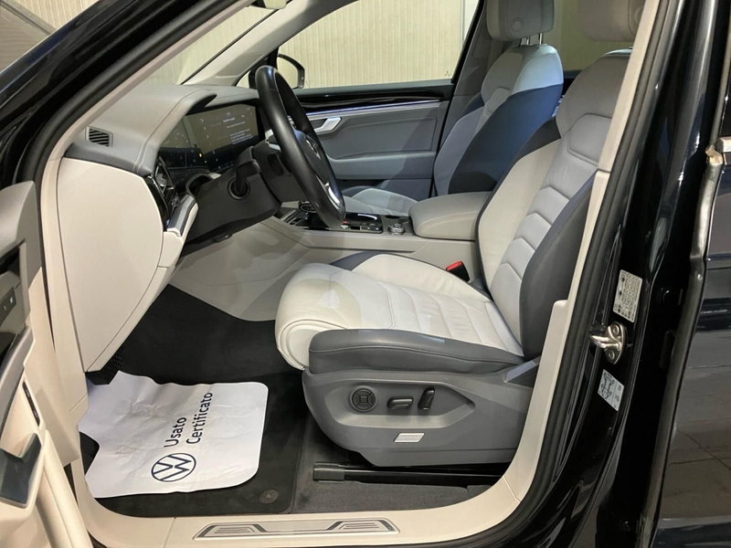 Volkswagen Touareg usata a Bologna (9)