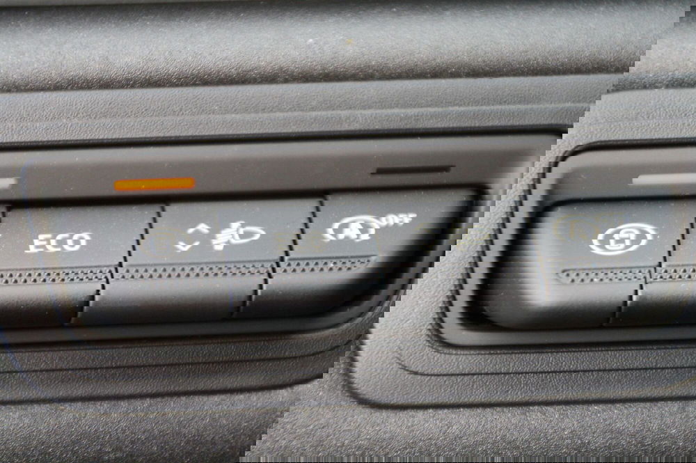 Mitsubishi ASX nuova a Pordenone (16)