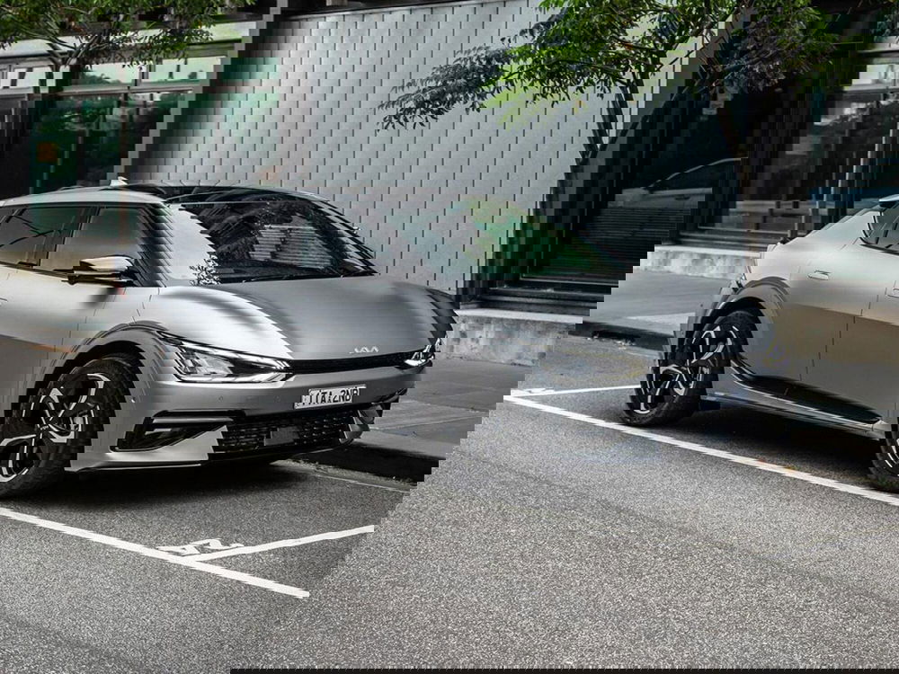 Kia EV6 nuova a Como