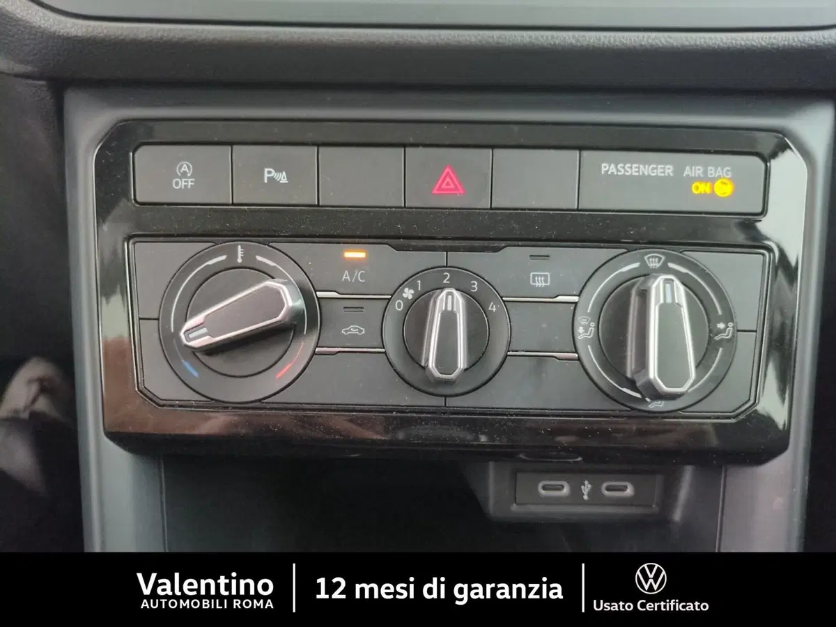 Volkswagen T-Cross usata a Roma (17)