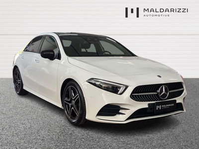 Mercedes-Benz Classe A Sedan 180 d AMG Line Premium Plus auto del 2019 usata a Bari