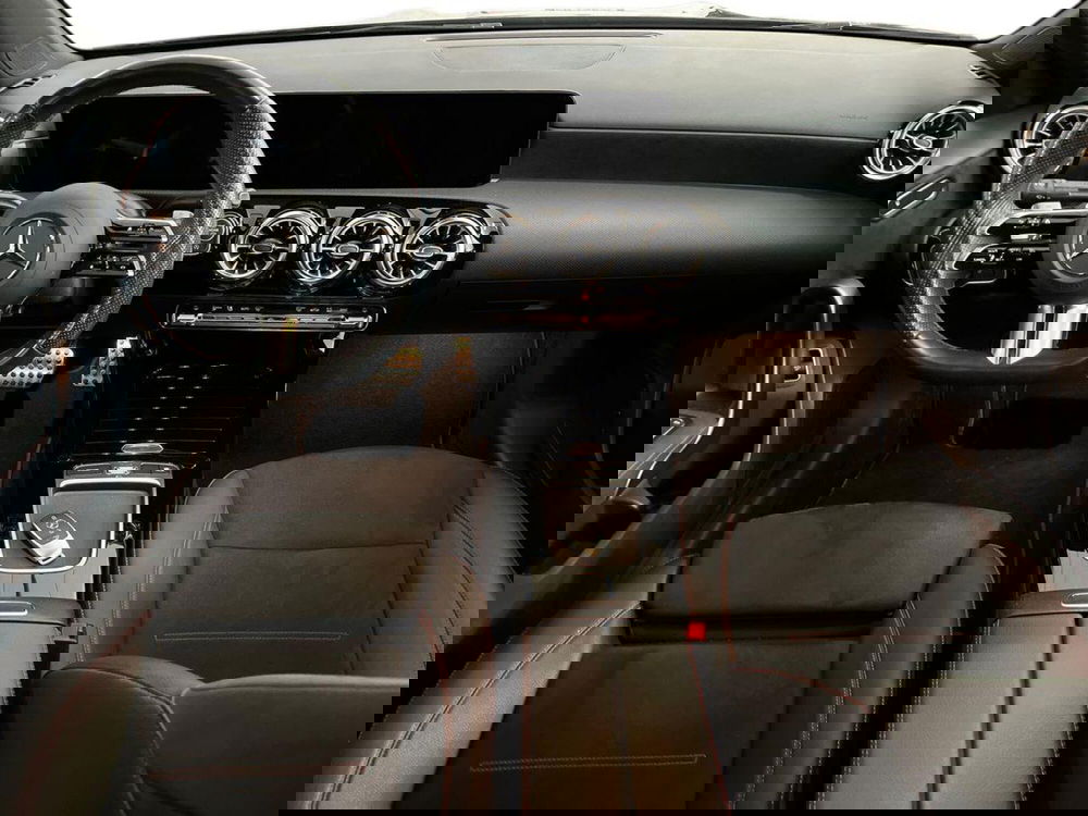 Mercedes-Benz Classe A Sedan usata a Bari (8)