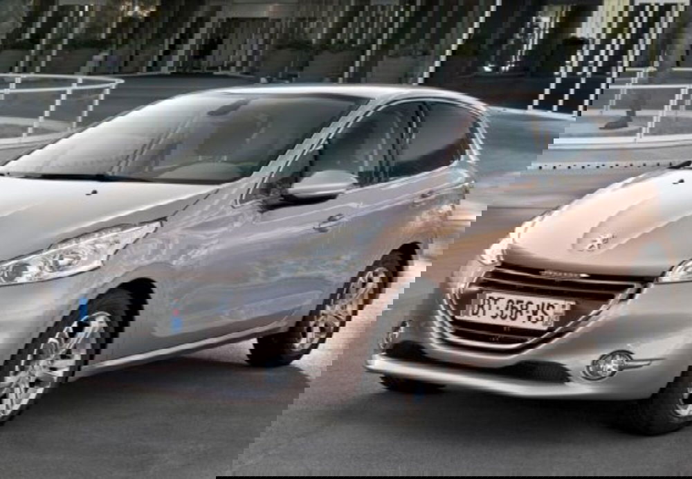 Peugeot 208 usata a Pescara (15)