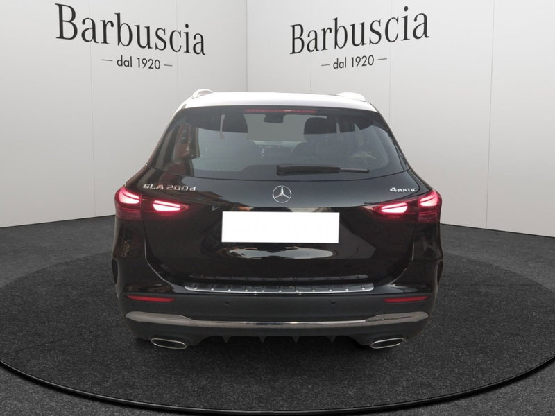 Mercedes-Benz GLA SUV usata a Pescara (4)