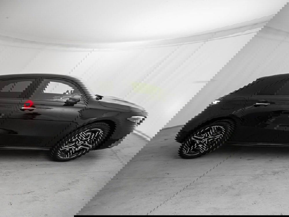 Mercedes-Benz Classe A nuova a Macerata (9)