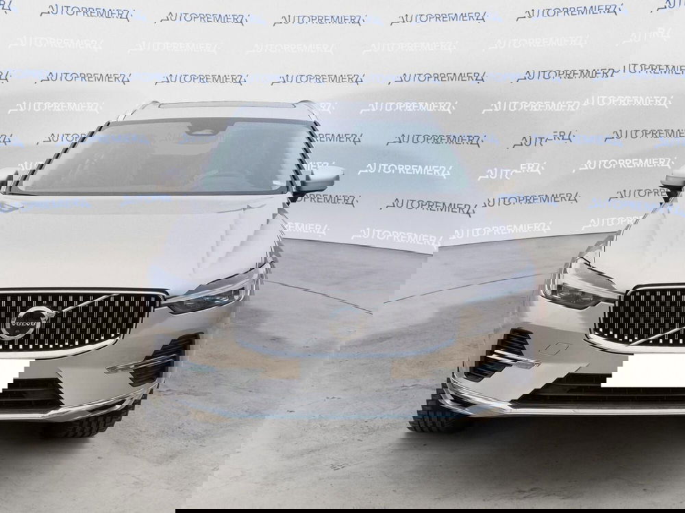 Volvo XC60 nuova a Como (3)