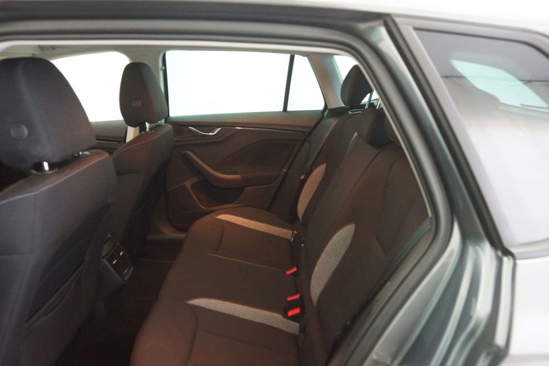 Skoda Kamiq usata a Torino (8)