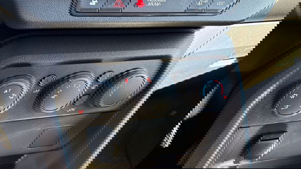 Dacia Sandero usata a Treviso (9)