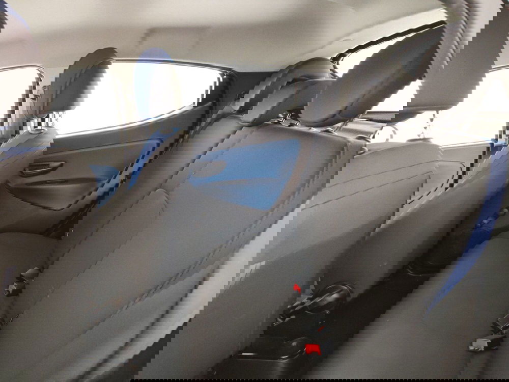 Lancia Ypsilon usata a Massa-Carrara (10)
