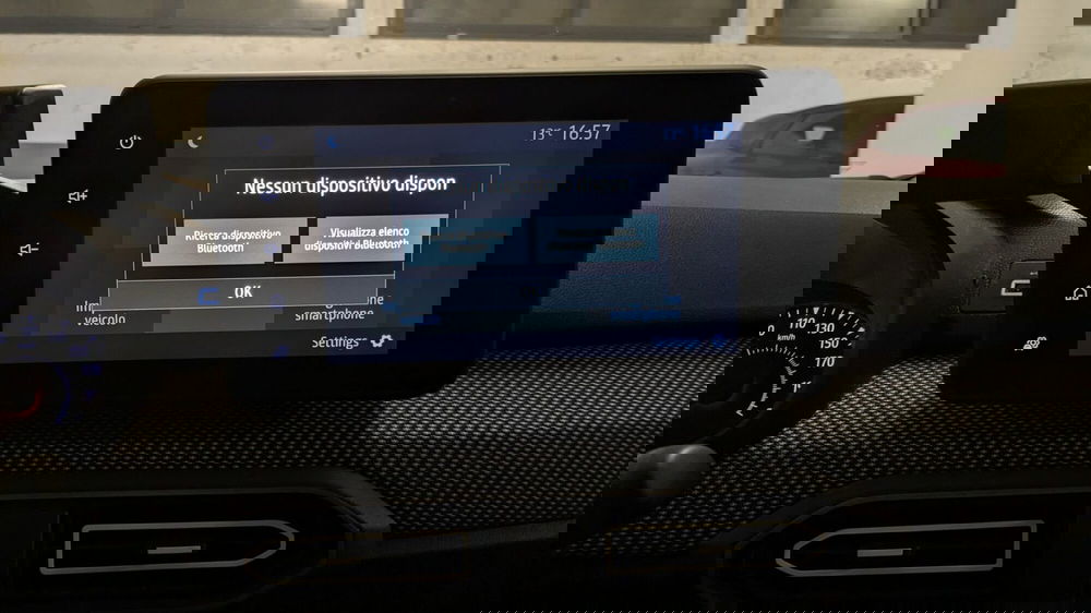 Dacia Jogger usata a Milano (11)