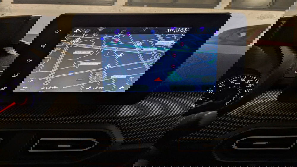 Dacia Jogger usata a Milano (9)