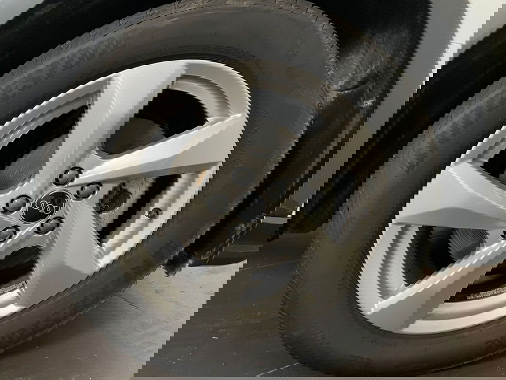 Audi Q3 usata a Taranto (10)