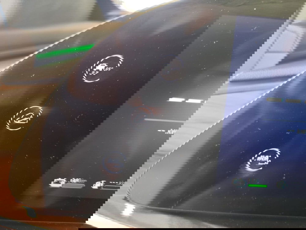 Omoda Omoda 9 SHS-P usata a Milano (14)