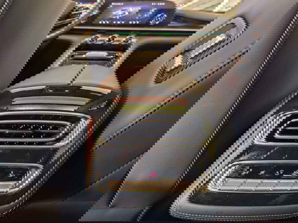 Omoda Omoda 9 SHS-P usata a Milano (20)