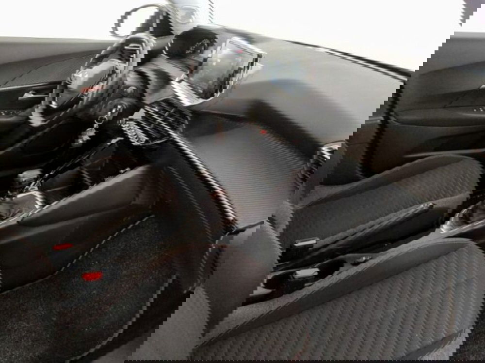 Peugeot 2008 usata a Modena (12)