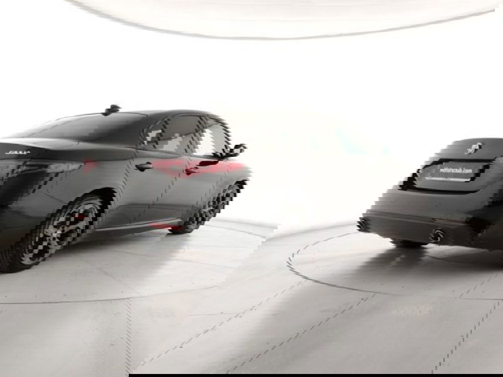 Alfa Romeo Giulia usata a Modena (5)