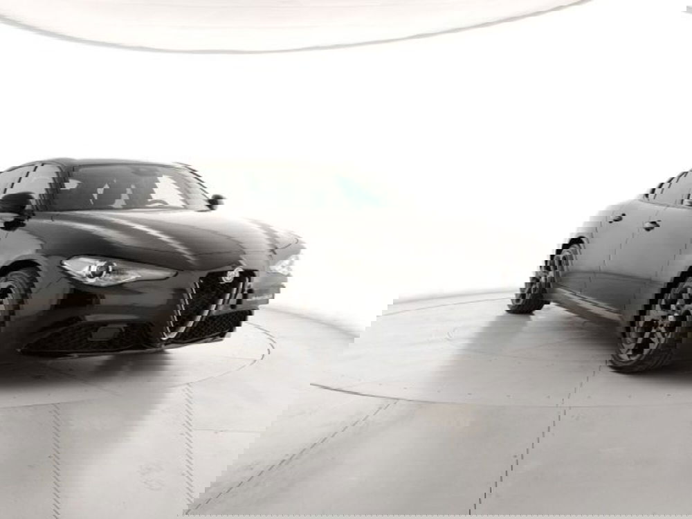 Alfa Romeo Giulia usata a Modena (6)