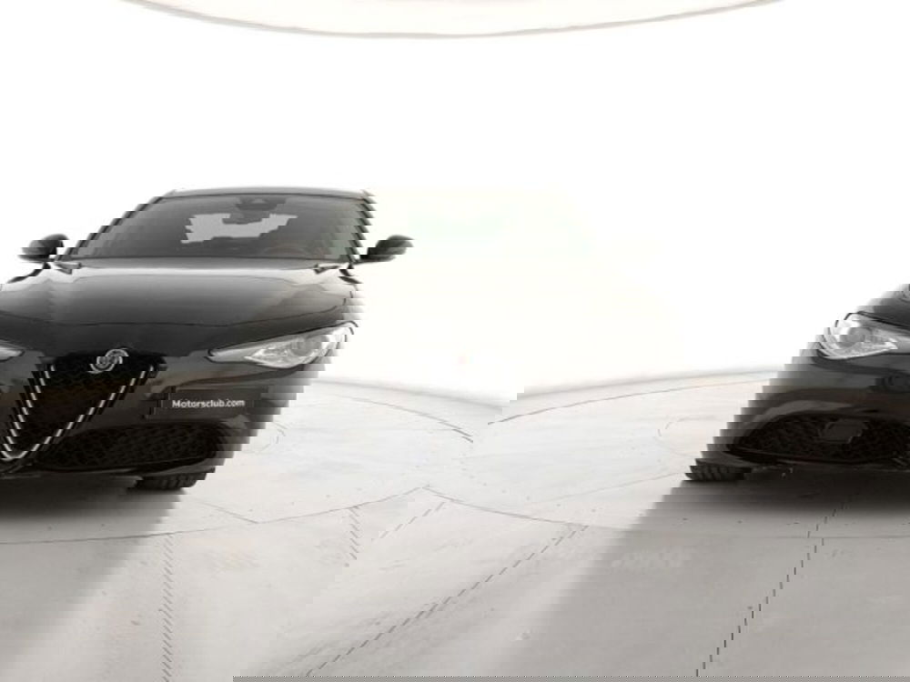 Alfa Romeo Giulia usata a Modena (8)