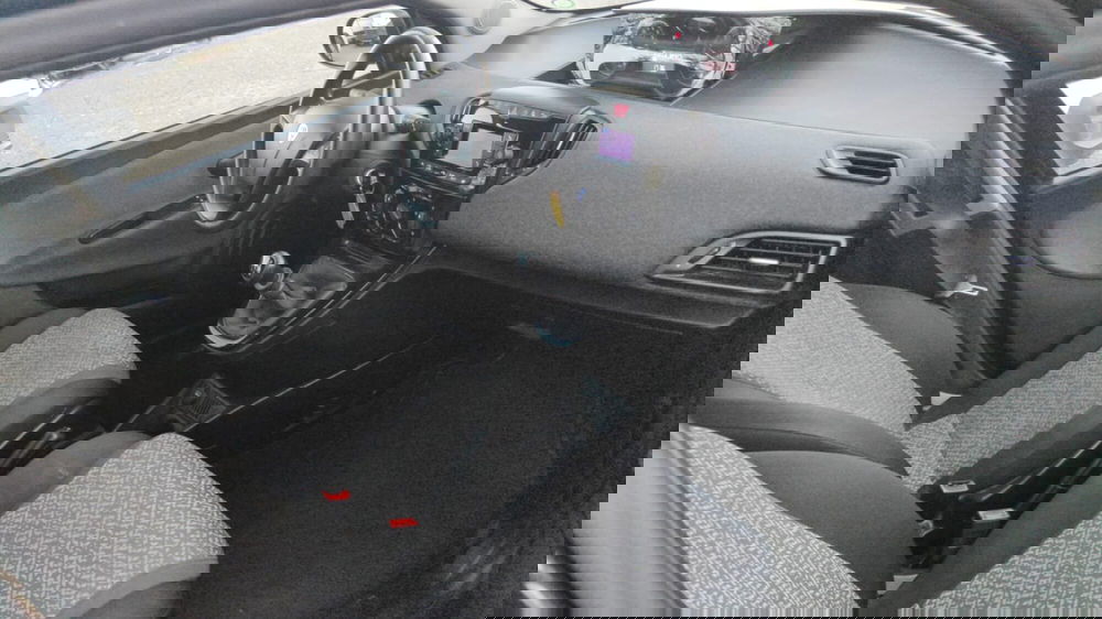 Lancia Ypsilon usata a Firenze (11)