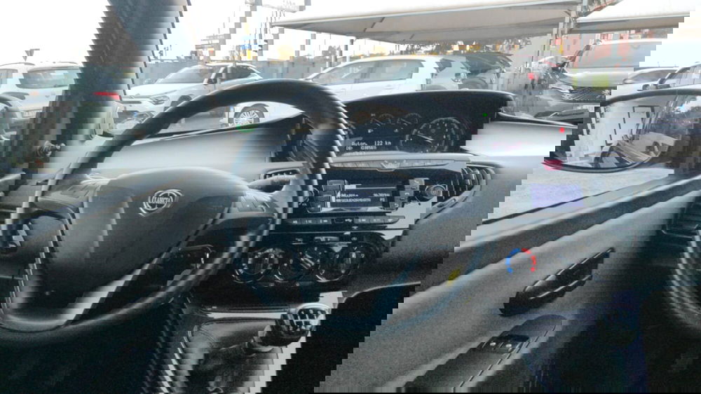 Lancia Ypsilon usata a Firenze (15)