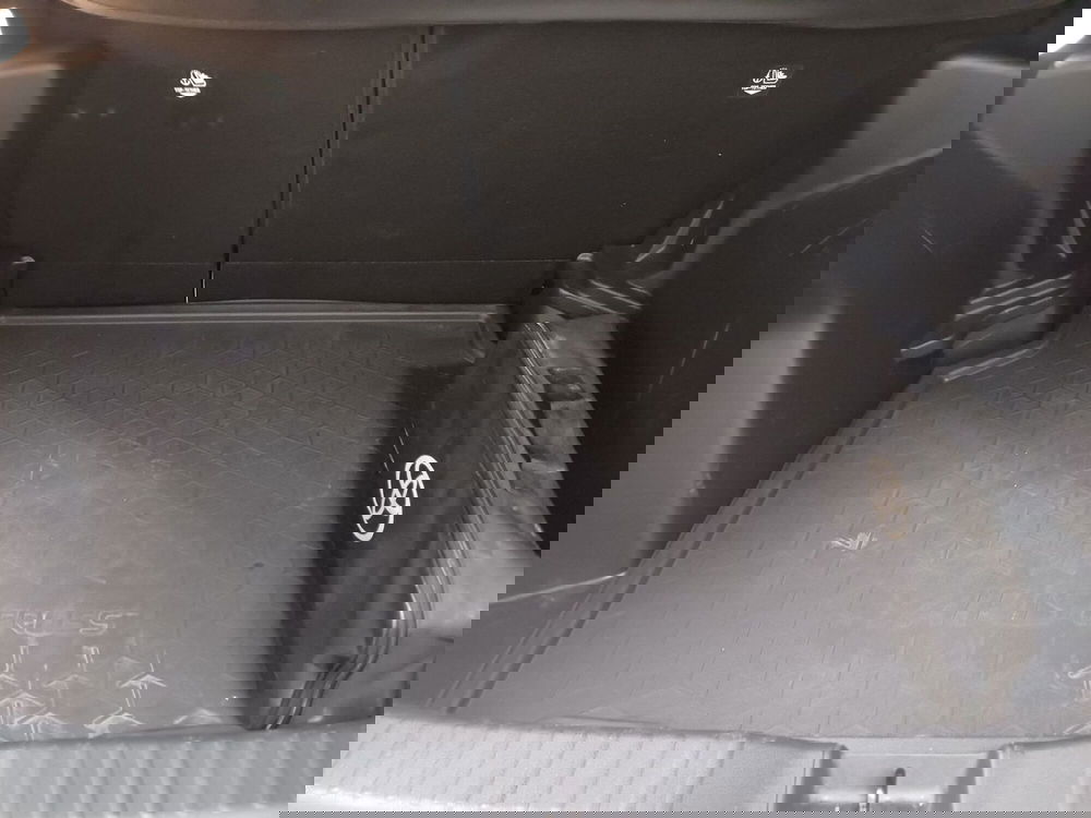 Toyota Yaris Cross usata a Reggio Calabria (17)